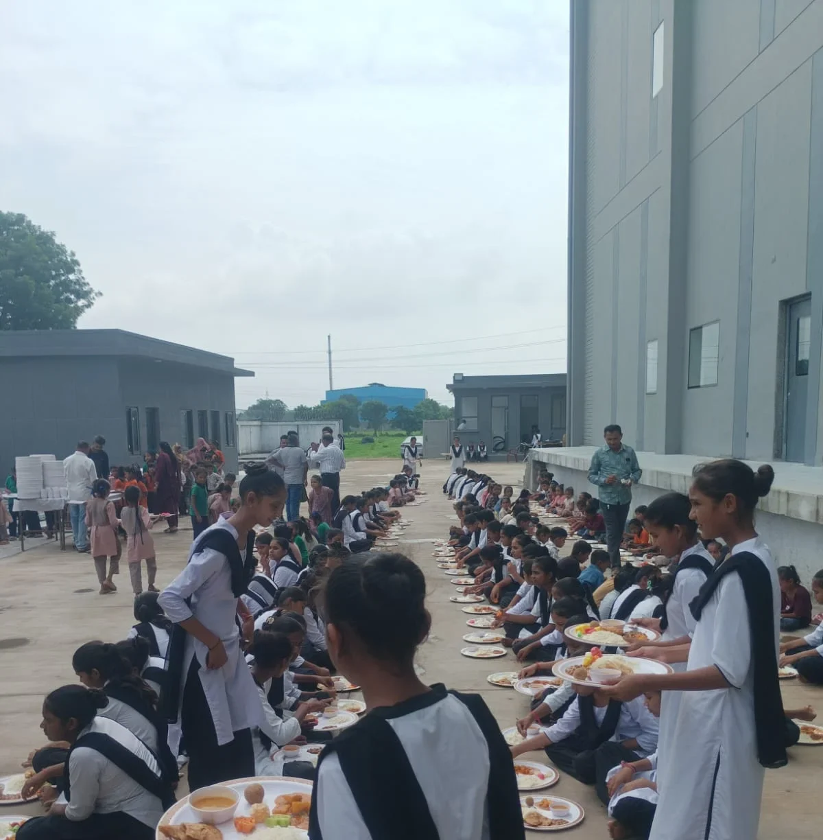 Photograph from the school meal initiative